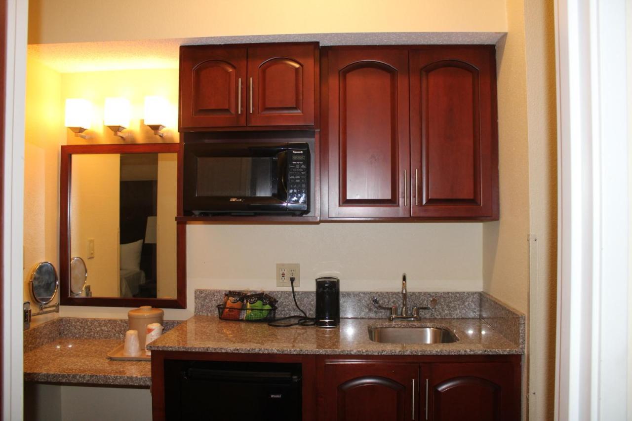 Quality Suites Indianapolis Esterno foto