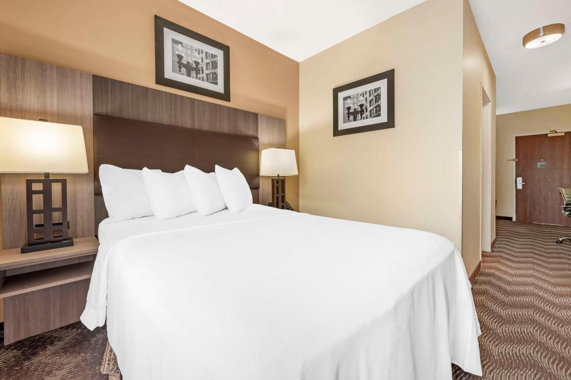 Quality Suites Indianapolis Esterno foto